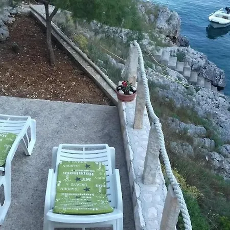 Secluded Fisherman's Cove Rasohatica, Korcula - 23522 * Zrnovo